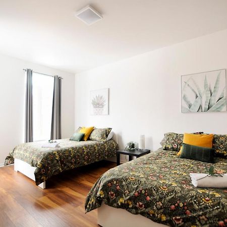 The 1810 - Spacious With Balcony - North Of Quebec Extérieur photo