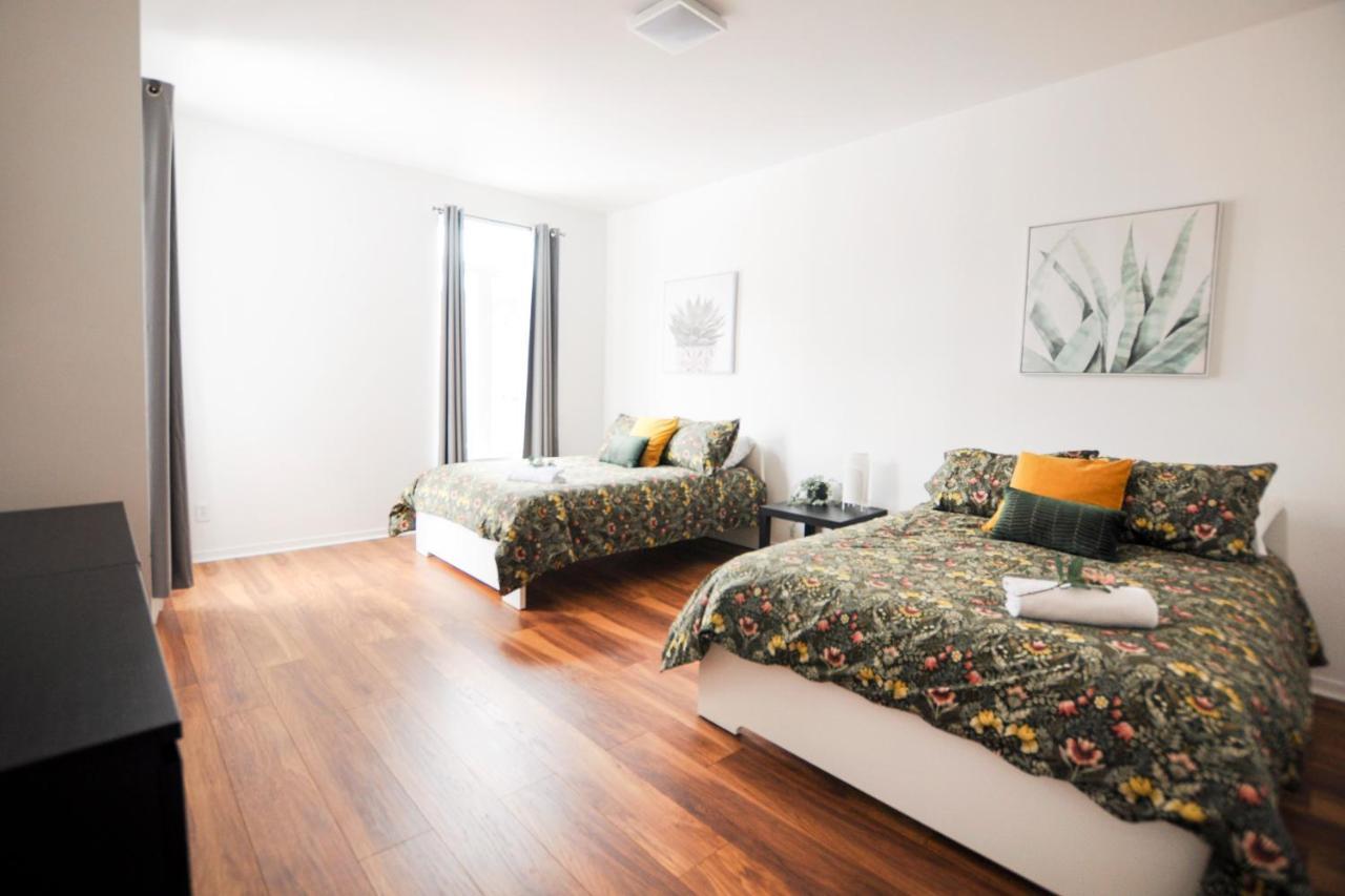 The 1810 - Spacious With Balcony - North Of Quebec Extérieur photo